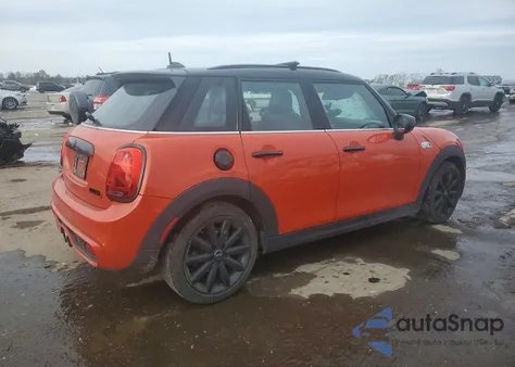 2020 Mini Cooper S z USA, uszkodzony, nr VIN WMWXU9C08L2M01384